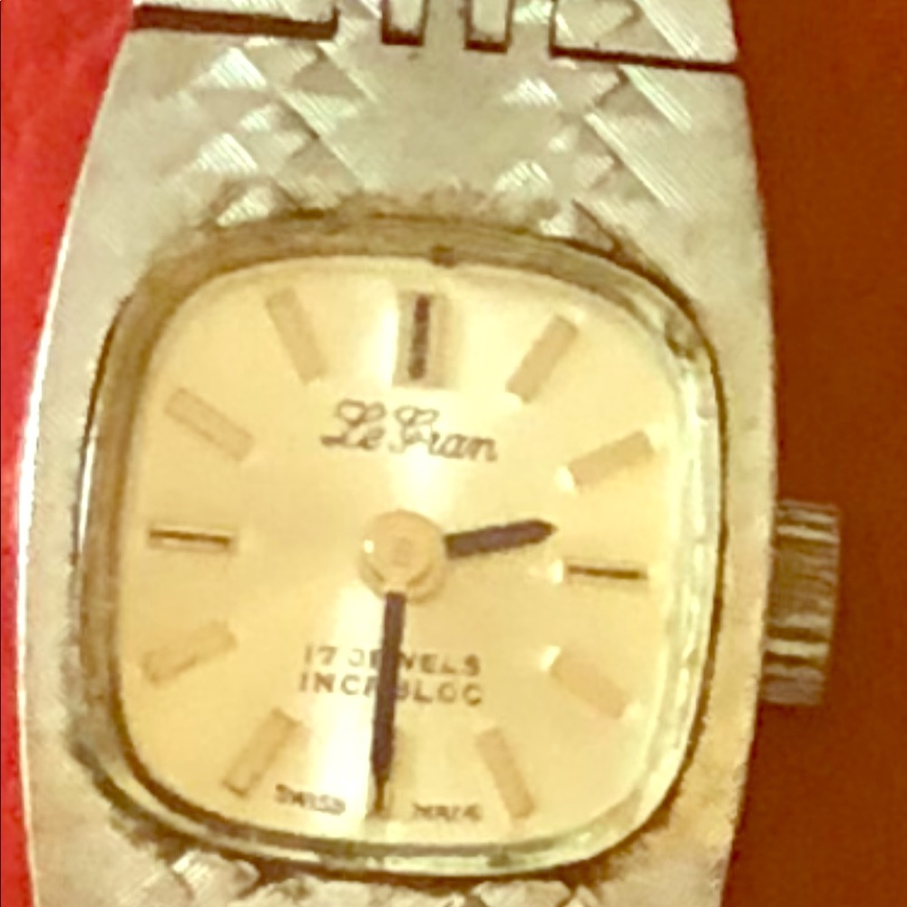 Vintage Le Gran Swiss made